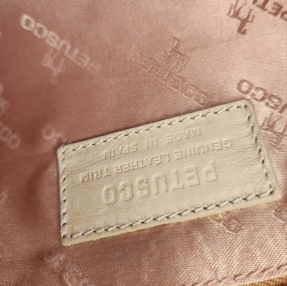 Petusco Genuine Leather Equestrian Pattern Made in Spain Handbag - Picture 12 of 12